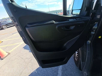 2022 Mercedes-Benz Sprinter 3500XD Cargo Van DRW High Roof 170.0" WB - miniatura 9