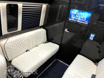 2022 Mercedes-Benz Sprinter 3500XD Cargo Van DRW High Roof 170.0" WB - miniatura 9