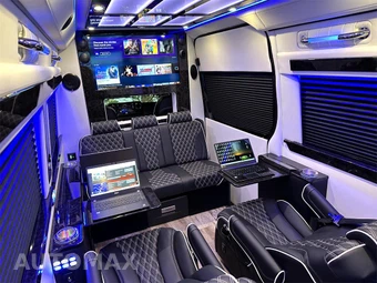 2022 Mercedes-Benz Sprinter 3500XD Cargo Van DRW High Roof 170.0" WB - miniatura 11