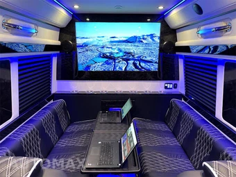 2022 Mercedes-Benz Sprinter 3500XD Cargo Van DRW High Roof 170.0" WB - miniatura 25