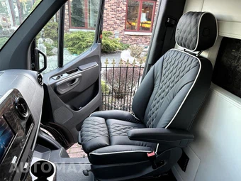 2022 Mercedes-Benz Sprinter 3500XD Cargo Van DRW High Roof 170.0" WB - miniatura 26