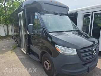 2022 Mercedes-Benz Sprinter 4500 Cab Chassis DRW - miniatura 3