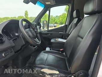 2022 Mercedes-Benz Sprinter 4500 Cab Chassis DRW - miniatura 13