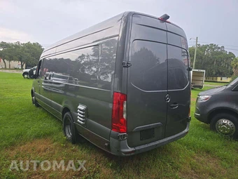 2022 Mercedes-Benz Sprinter 4500 Cargo Van DRW High Roof 170.0" WB - miniatura 2