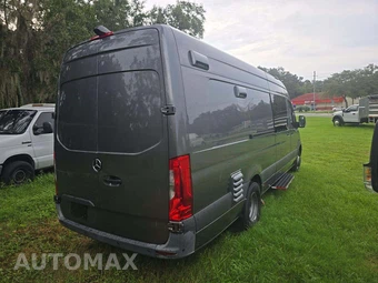 2022 Mercedes-Benz Sprinter 4500 Cargo Van DRW High Roof 170.0" WB - miniatura 3