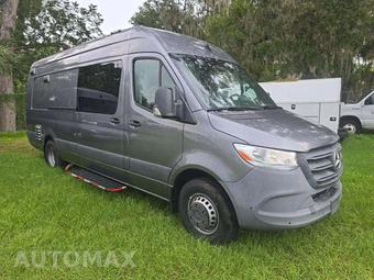 2022 Mercedes-Benz Sprinter 4500 Cargo Van DRW High Roof 170.0" WB - miniatura 4