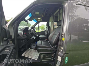 2022 Mercedes-Benz Sprinter 4500 Cargo Van DRW High Roof 170.0" WB - miniatura 6