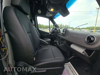 2022 Mercedes-Benz Sprinter 4500 Cargo Van DRW High Roof 170.0" WB - miniatura 8