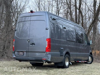 2022 Mercedes-Benz Sprinter 4500 Cargo Van DRW High Roof 170.0" WB - miniatura 3
