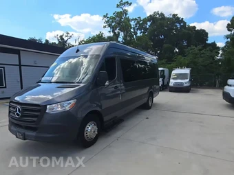 2022 Mercedes-Benz Sprinter 4500 Cargo Van DRW High Roof 170.0" WB