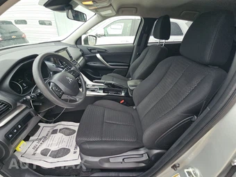 2022 Mitsubishi Eclipse Cross ES - miniatura 7