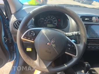 2022 Mitsubishi Mirage ES - miniatura 10