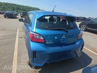 2022 Mitsubishi Mirage ES - miniatura 5