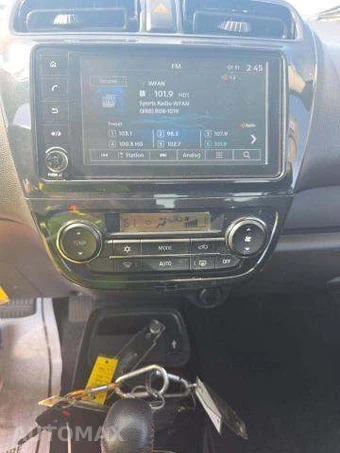 2022 Mitsubishi Mirage G4 Black Edition – miniatura 11