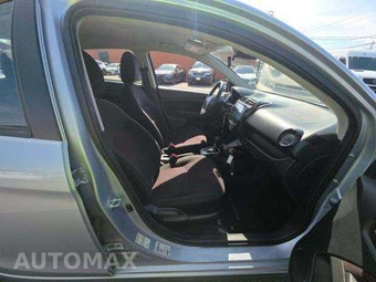 2022 Mitsubishi Mirage G4 Black Edition – miniatura 19