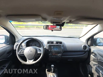 2022 Mitsubishi Mirage G4 LE - miniatura 11