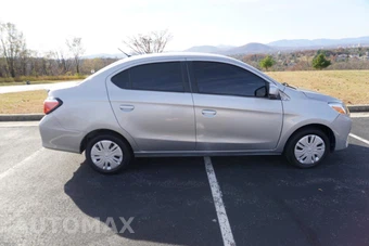 2022 Mitsubishi Mirage G4 - miniatura 15