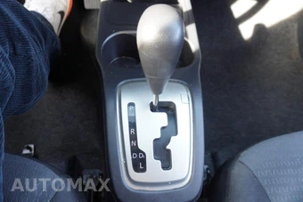 2022 Mitsubishi Mirage G4 - miniatura 26