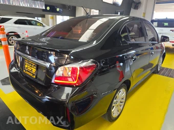 2022 Mitsubishi Mirage G4 SE – miniatura 4