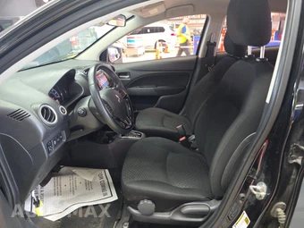2022 Mitsubishi Mirage G4 SE – miniatura 7