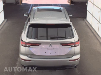 2022 Mitsubishi Outlander Black Edition - miniatura 5