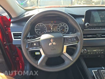 2022 Mitsubishi Outlander ES - miniatura 10