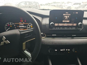 2022 Mitsubishi Outlander ES – miniatura 11