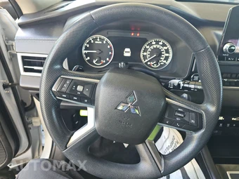 2022 Mitsubishi Outlander ES - miniatura 10