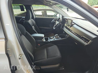 2022 Mitsubishi Outlander ES - miniatura 8