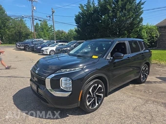 2022 Mitsubishi Outlander ES
