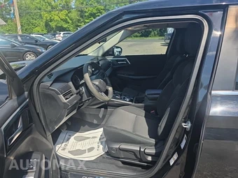 2022 Mitsubishi Outlander ES - miniatura 13