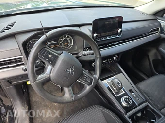 2022 Mitsubishi Outlander ES - miniatura 11