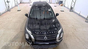 2022 Mitsubishi Outlander ES - miniatura 2