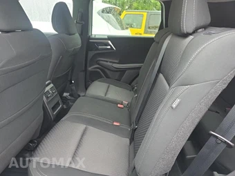 2022 Mitsubishi Outlander ES - miniatura 16