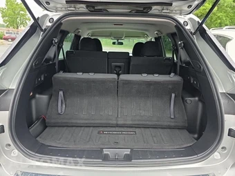 2022 Mitsubishi Outlander ES - miniatura 19