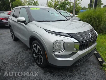 2022 Mitsubishi Outlander ES - miniatura 3