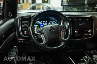 2022 Mitsubishi Outlander PHEV GT - miniatura 16