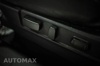 2022 Mitsubishi Outlander PHEV GT - miniatura 17