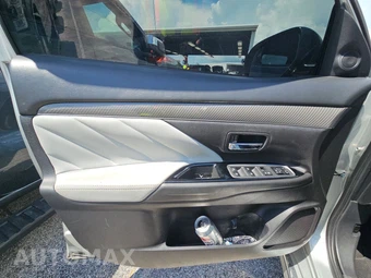 2022 Mitsubishi Outlander PHEV SEL - miniatura 15