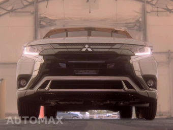 2022 Mitsubishi Outlander PHEV SEL - miniatura 3