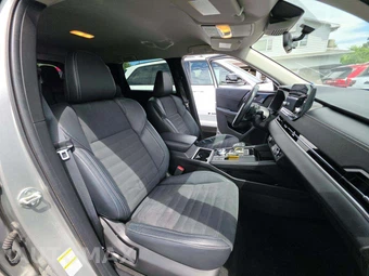 2022 Mitsubishi Outlander SE - miniatura 19