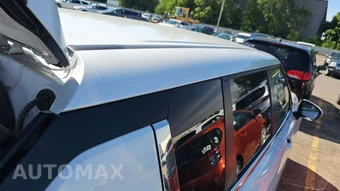 2022 Mitsubishi Outlander SE - miniatura 24