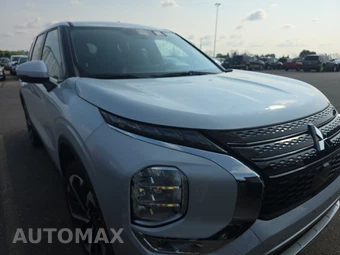 2022 Mitsubishi Outlander SE - miniatura 3
