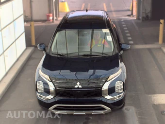 2022 Mitsubishi Outlander SE - miniatura 2