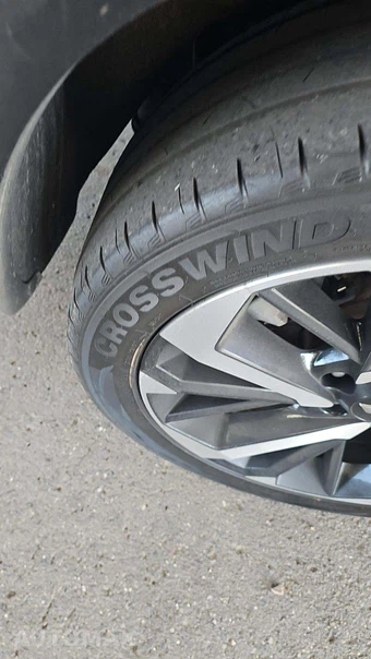 2022 Mitsubishi Outlander SE - miniatura 22