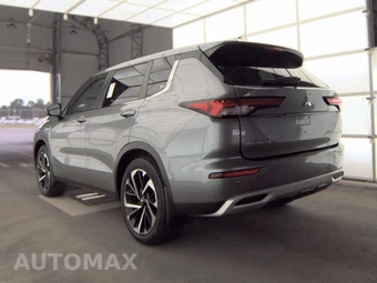 2022 Mitsubishi Outlander SE - miniatura 6
