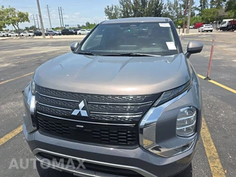 2022 Mitsubishi Outlander SE w/Tech Pkg - miniatura 2