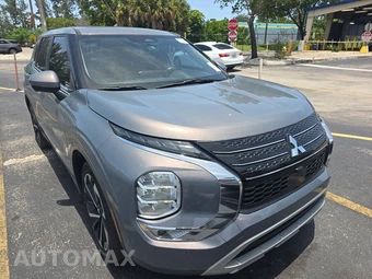 2022 Mitsubishi Outlander SE w/Tech Pkg - miniatura 3