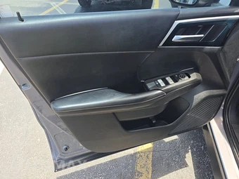 2022 Mitsubishi Outlander SE w/Tech Pkg - miniatura 9
