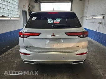 2022 Mitsubishi Outlander SE w/Tech Pkg - miniatura 3